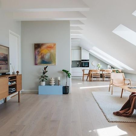 Beautiful Penthouse With An Ocean View In Bergen Lägenhet Exteriör bild