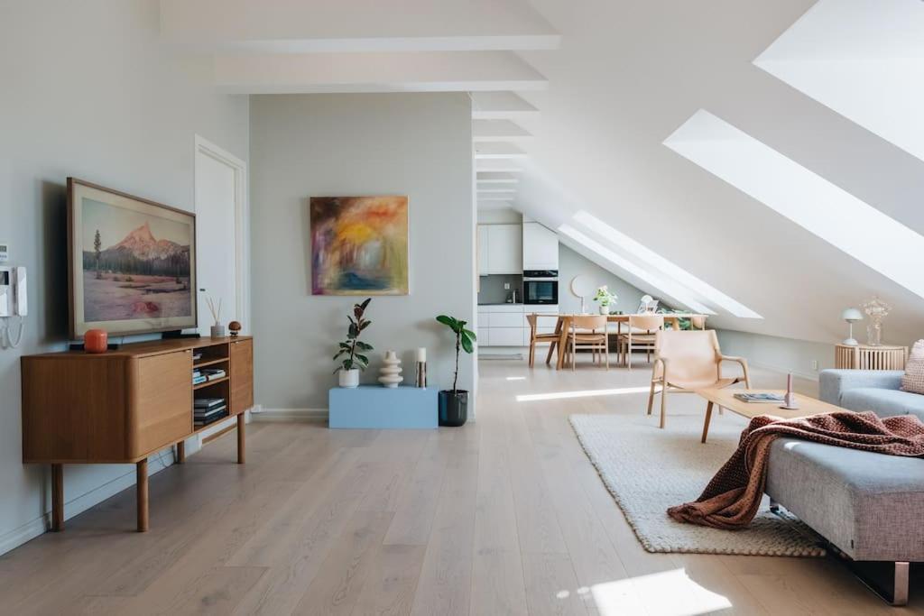 Beautiful Penthouse With An Ocean View In Bergen Lägenhet Exteriör bild